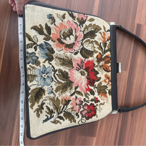Vintage Floral Carpet Bag - Picture 5 of 12